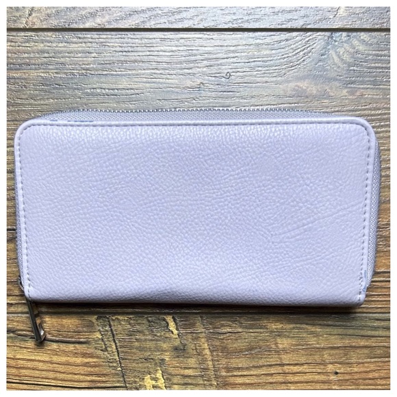 Safe Keeper Lilac Wallet - Picture 5 of 8